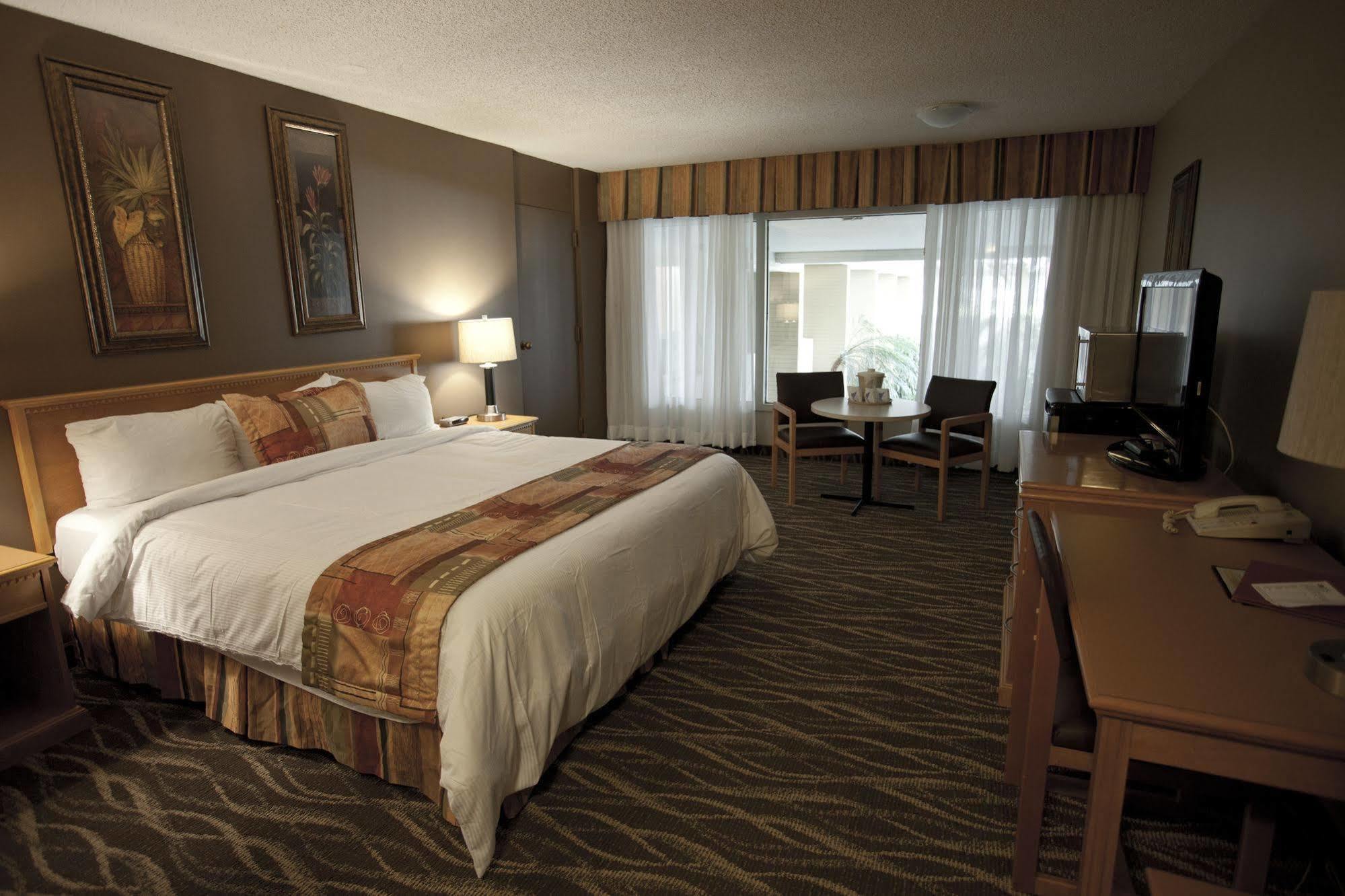 Westlock Inn & Conference Centre Dış mekan fotoğraf