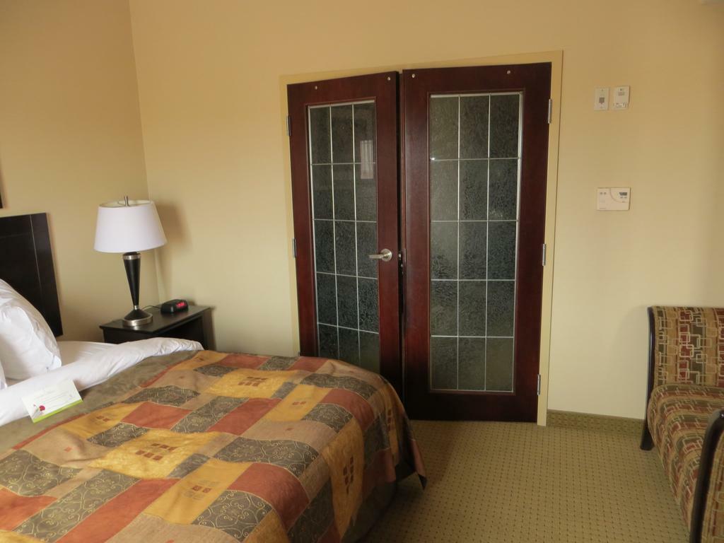 Westlock Inn & Conference Centre Dış mekan fotoğraf